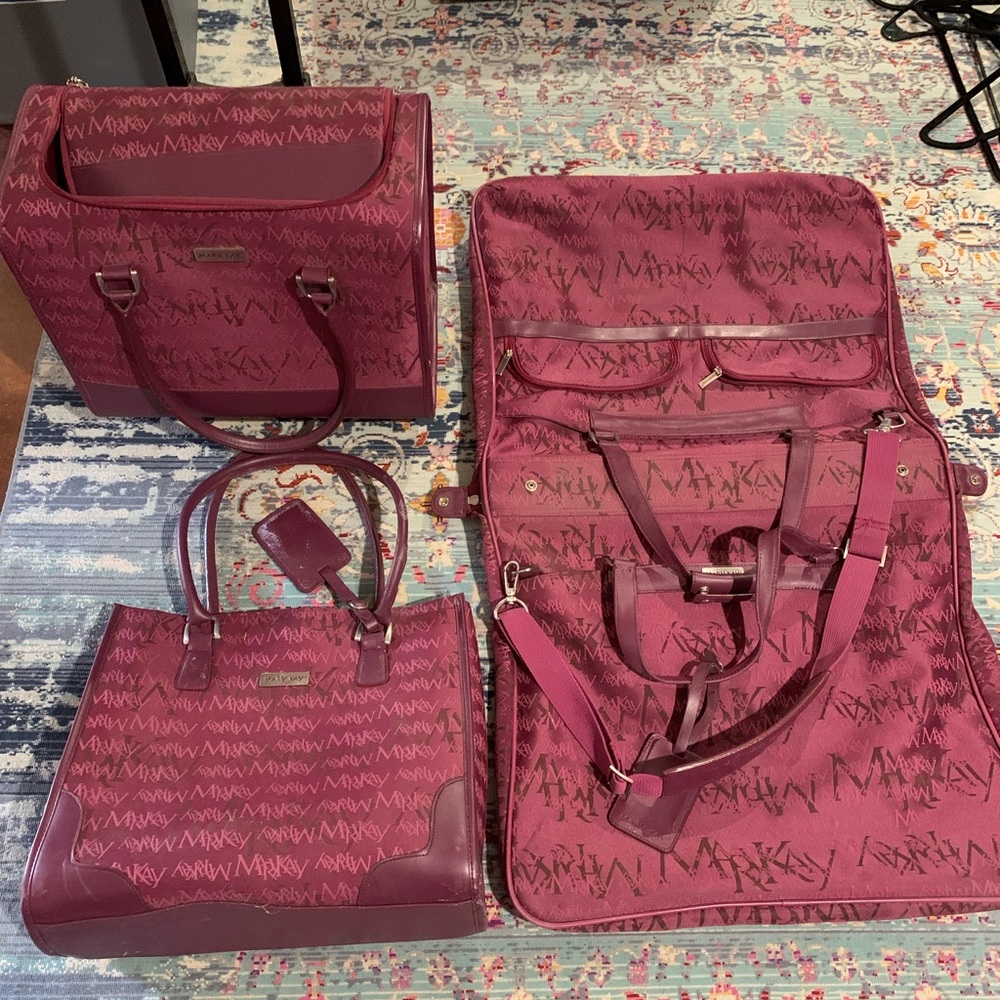 Mary Kay Burgundy Travel Bag Set